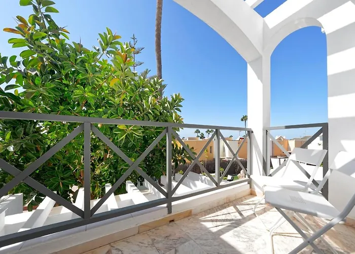 Vista Bonita - Gay And Lesbian Only Resort (Adults Only)